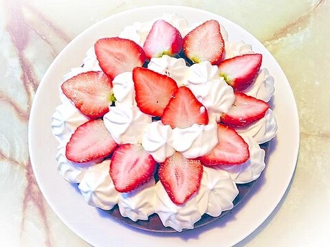 バレンタインに!苺とホイップ乗せ★ガトーショコラ